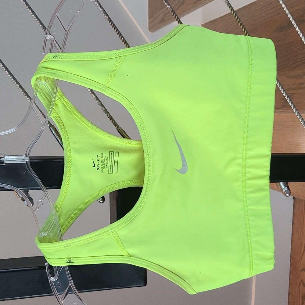 Sports bra